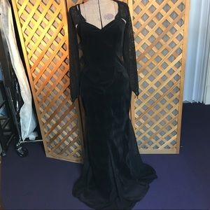 Lip Service Mortica Addams Gown Goth Vampire Med
